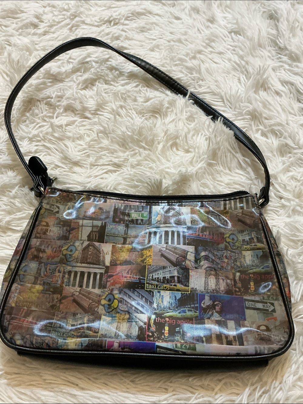 Vintage Relic NYC Collage Print Patent Shoulder Bag Cyber Y2K McBling purse